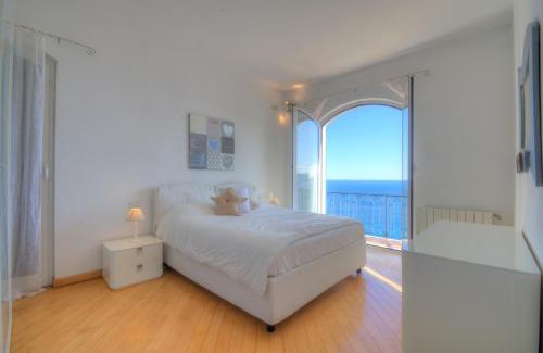 Borgio Verezzi Apartment | Villa Ischia Attico sul mare a Verezzi