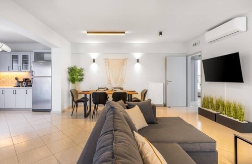 Houdetsi Villa | Villa Ismini 3 bedrooms with pool , sea view and e-car charger