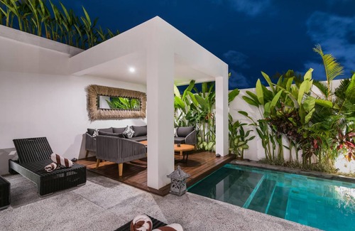 Berawa Villa | VILLA JEMMA · Luxury & Indulgence - close to FINNS BEACH CLUB