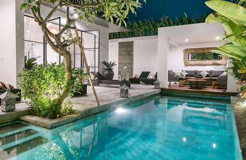 Berawa Villa | VILLA JEMMA · Luxury & Indulgence - close to FINNS BEACH CLUB