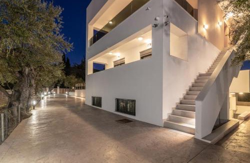 Argassi Apartment | Villa Jolla-Private Pool-Ideal for big groups By Villa Mana Gers