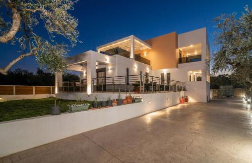 Argassi Apartment | Villa Jolla-Private Pool-Ideal for big groups By Villa Mana Gers