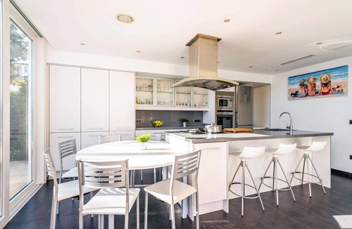 Cala en Blanes Villa | Villa Julianne by Villa Plus