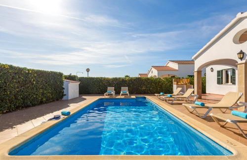 Cap d'Artrutx Villa | Villa Juana by Villa Plus