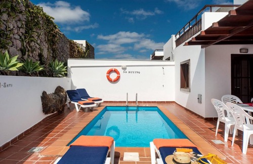 Los Mojones Villa | Villa Julianne 3 - Three Bedroom Villa, Sleeps 6