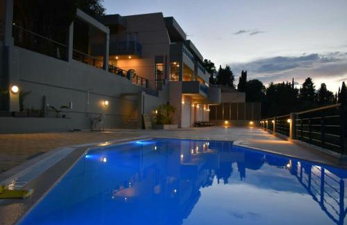 Danilia Villa | Villa Julie Christie - Pool - Amazing Seaview