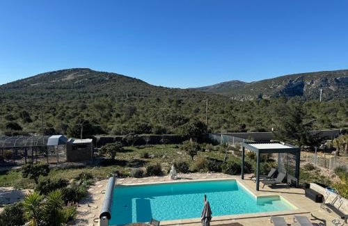 Vingrau Apartment | Villa Kéona , gîte 5 étoiles avec piscine privée et vue nature