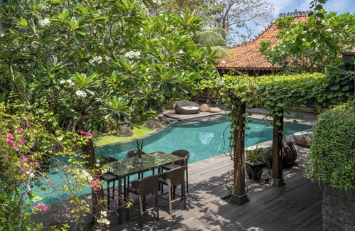 Bukit Villa | Villa Kapungkur | Luxury Joglo 5BR w Private Pool