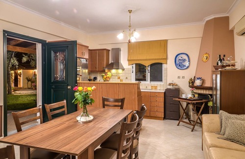 Neromilos Villa | Villa Kardaris, an elegant 3 bedroom villa with private pool in Zakynthos