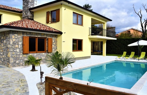 Mucici Villa | Villa Karla in Mučići - Haus für 6-8 Personen
