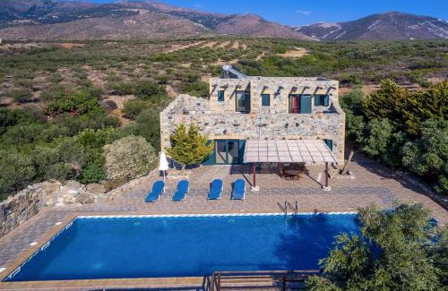 Livadia Villa | Villa Kimothoe with Private Pool, only 20 min to Elafonissi Beach