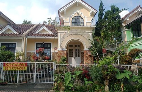 Cipanas Villa | Villa kota bunga cipanas 3 kamar baru