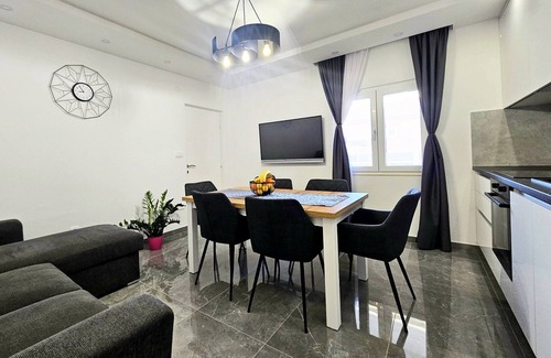 Solin Villa | Villa KRNIC SOL in Split, Solin with a heated pool. .