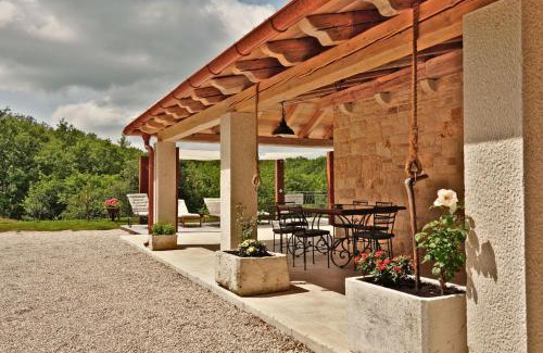 Bibali Villa | Villa Krug with 3 br and a pool immersed in nature near Buje