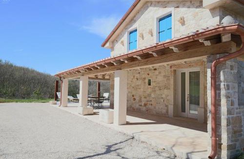 Bibali Villa | Villa Krug with 3 br and a pool immersed in nature near Buje