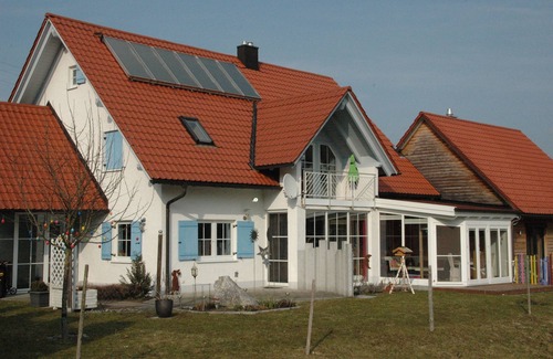 Unterallgau Apartment | VILLA KUNTERBUNT, quiet flat in the countryside, single room/3-room apartment rental