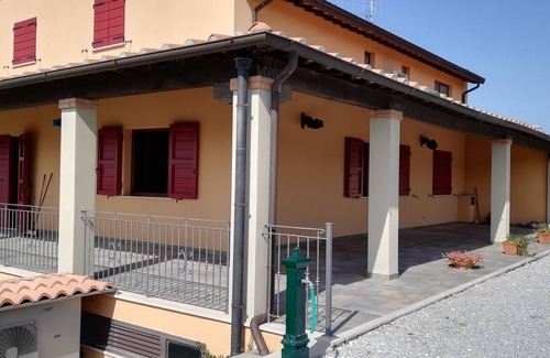 San Vincenzo Villa | Villa L'Oliveta with stunning views - San Vincenzo 1.3km from the Sea