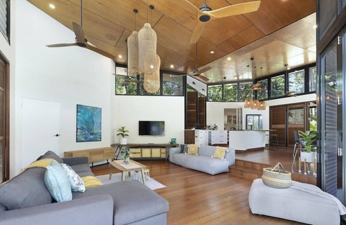 Rapid Creek Villa | Villa La Isla A Tropical Poolside Oasis