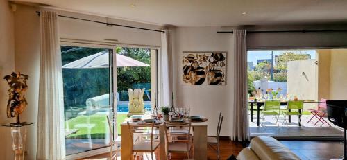 Sete Villa | VILLA LA MAZAL, Bord de Mer, Piscine, Double Baignoire Balneo, Climatisation