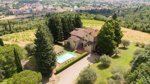 Lastra a Signa Villa | Villa la Selva by VacaVilla