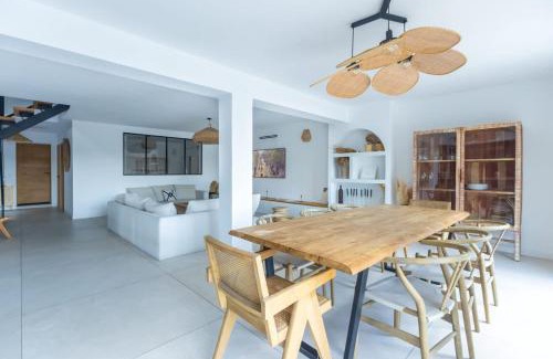 11th Arrondissement House | Villa La Tahitienne