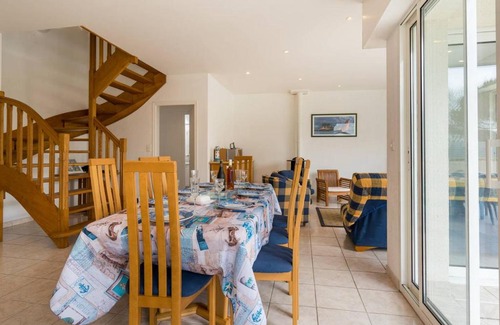 La Trinite-sur-Mer Villa | Villa La Trinité-sur-Mer, 4 pièces, 10 personnes - FR-1-477-170