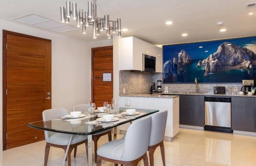 Santa Rosa Apartment | Villa la Valencia is a new Resort. 1, 2, & 3 bedrooms available. Inquire first.