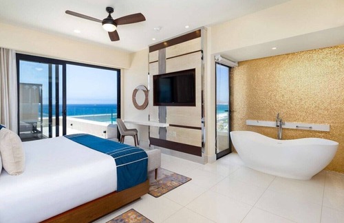 San Jose del Cabo Resort | Villa La Valencia 1,2, and 3 bedroom units. Cabo san Lucas.