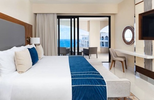 San Jose del Cabo Resort | VILLA LA VALENCIA BEACH RESORT AND SPA- LUXURY 1- BEDROOM OCEAN VIEW