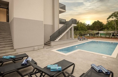 Silo Villa | Villa Lacrima apartment 1 with pool