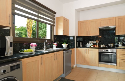 Ayia Thekla House | Villa Lara - 3bed Bangalow with Large Pool