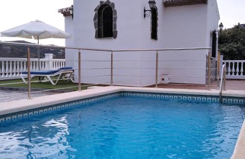 Torrox Ski Chalet | Villa Las Encinas COSTA DEL SOL