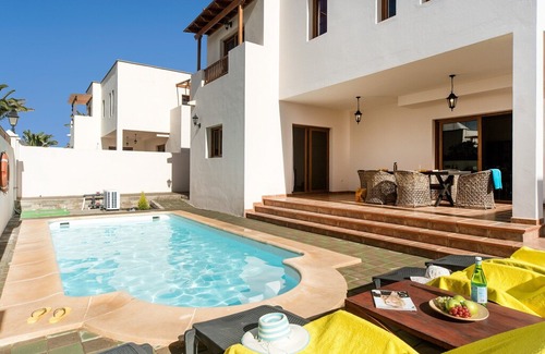 Costa Teguise Villa | Villa Las Salinas: Large Heated Private Pool, Walk to Beach, A/C, WiFi