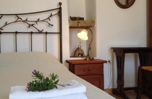Kithira House | Villa Lemonia - Guest House