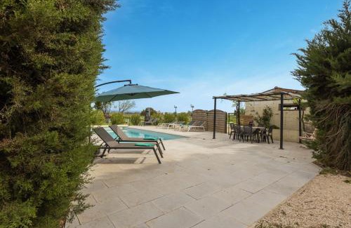 Ouveillan Villa | Villa les cigales