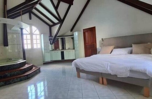 Les Abymes Villa | Villa les Cocotiers on the Heights of Guadeloupe