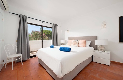 Almancil Villa | Villa Leshy