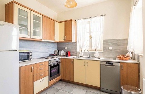 Lefktron Villa | Villa Levanda Elia - Two Bedroom Villa, Sleeps 4