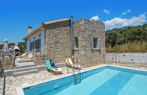Lefktron Villa | Villa Levanda Elia - Two Bedroom Villa, Sleeps 4