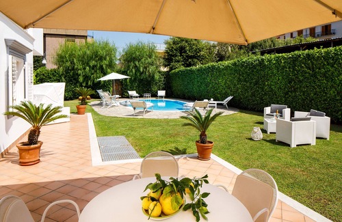 Piano di Sorrento Villa | Villa Lia with Private Pool, Garden and Parking