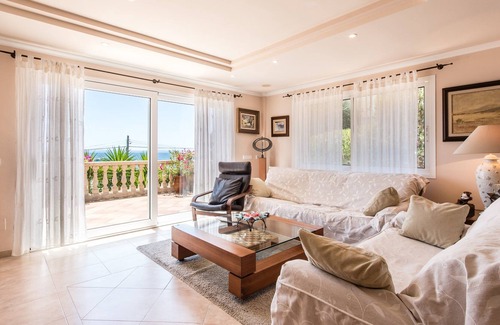 Alcanada Villa | Villa Lighthouse in Alcudia