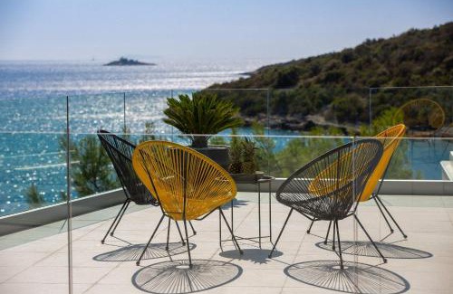 Vinisce Villa | Villa Lijub Seafront - 4 Bedroom Villa - Stunning Sea Views - Gym And Wifi
