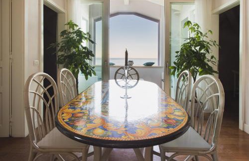 San Vincenzo Apartment | Villa Lilla sulla Spiaggia di San Vincenzo LUXURY