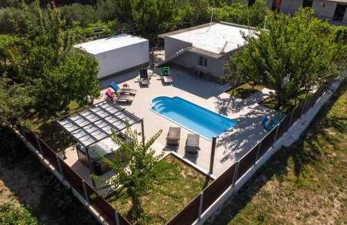 Znjan Villa | Villa Little Heaven