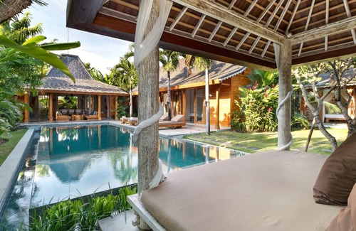Kerobokan Villa | Villa Little Mannao