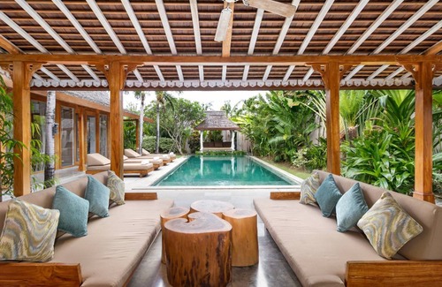 Kerobokan Villa | Villa Little Mannao