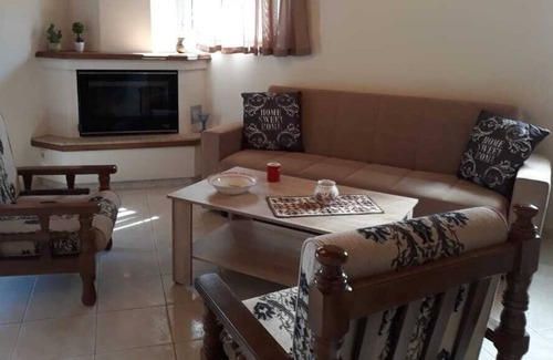 Alonia House | Villa located in idyllic surroundings
