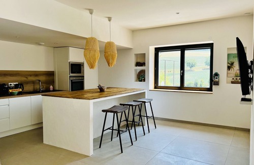 Saint-Heand Villa | Villa Loma - Swimming pool & SPA