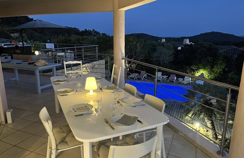 Cirendinu Villa | VILLA LORINADU PANORAMIC SEA VIEW 800M CABANON BLEU