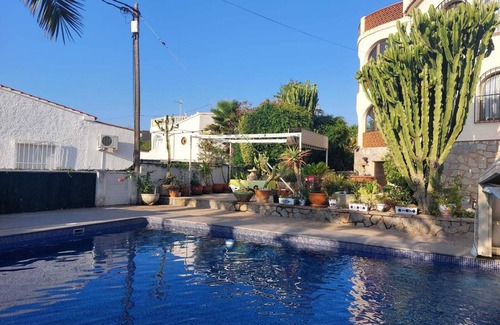 Calpe City Center Ski Chalet | VILLA LOS ALMENDROS WITH PRIVATE POOL